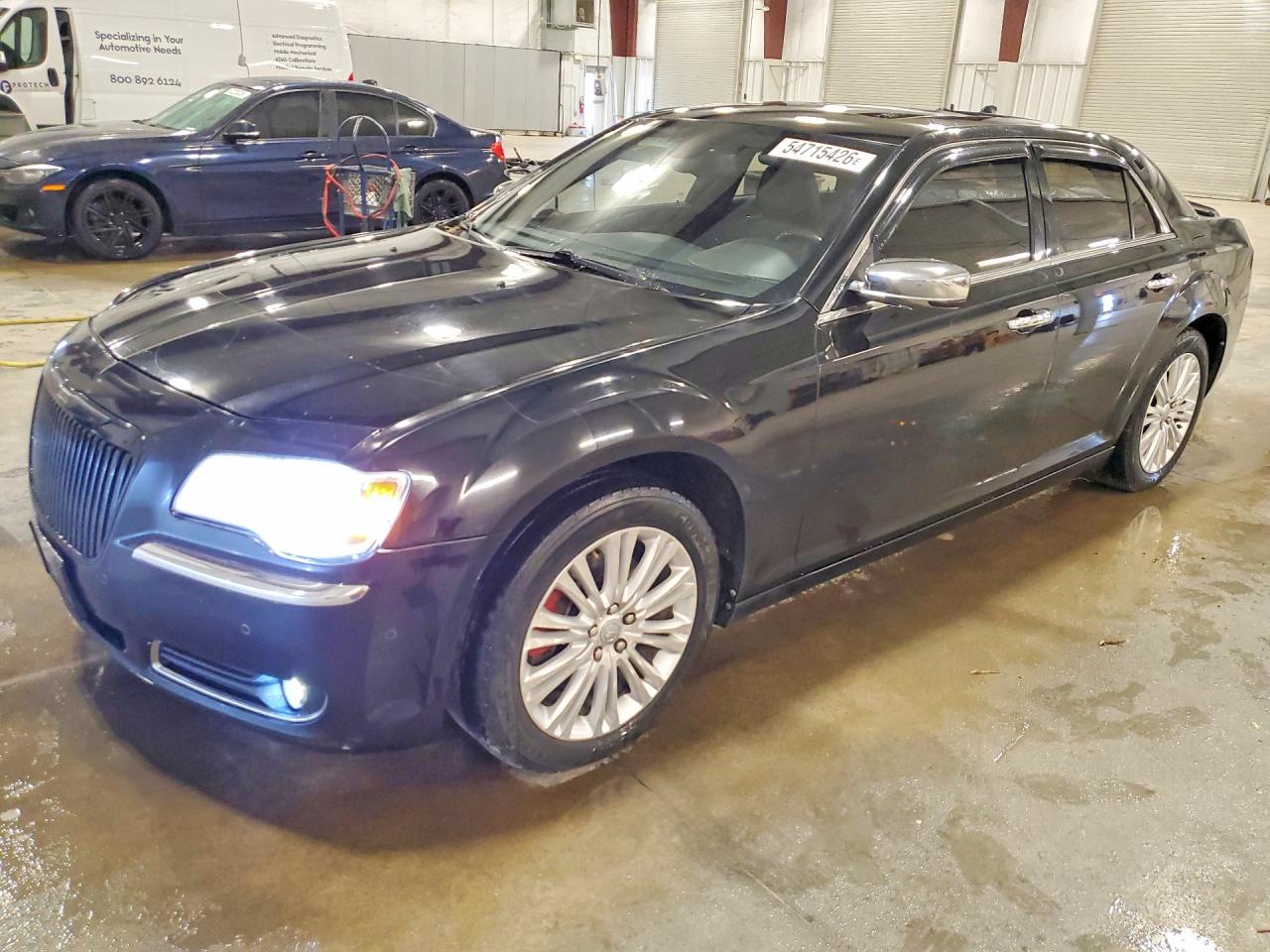 2012 Chrysler 300 C, VIN 2C3CCAKT2CH197114 — Roof