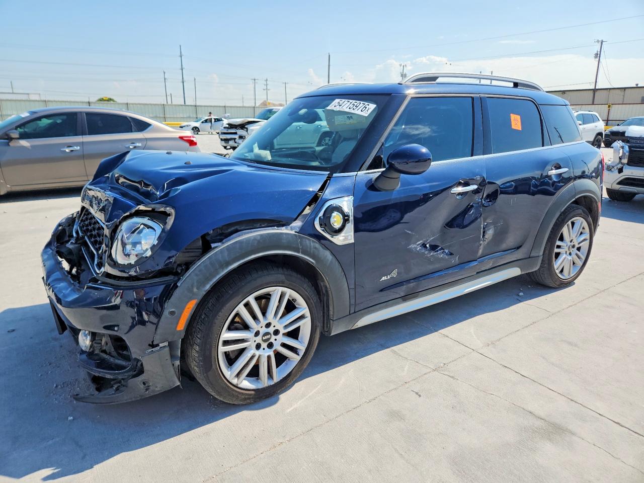 2019 MINI Countryman Cooper S E, VIN WMZYU7C53K3F93512 — Перед
