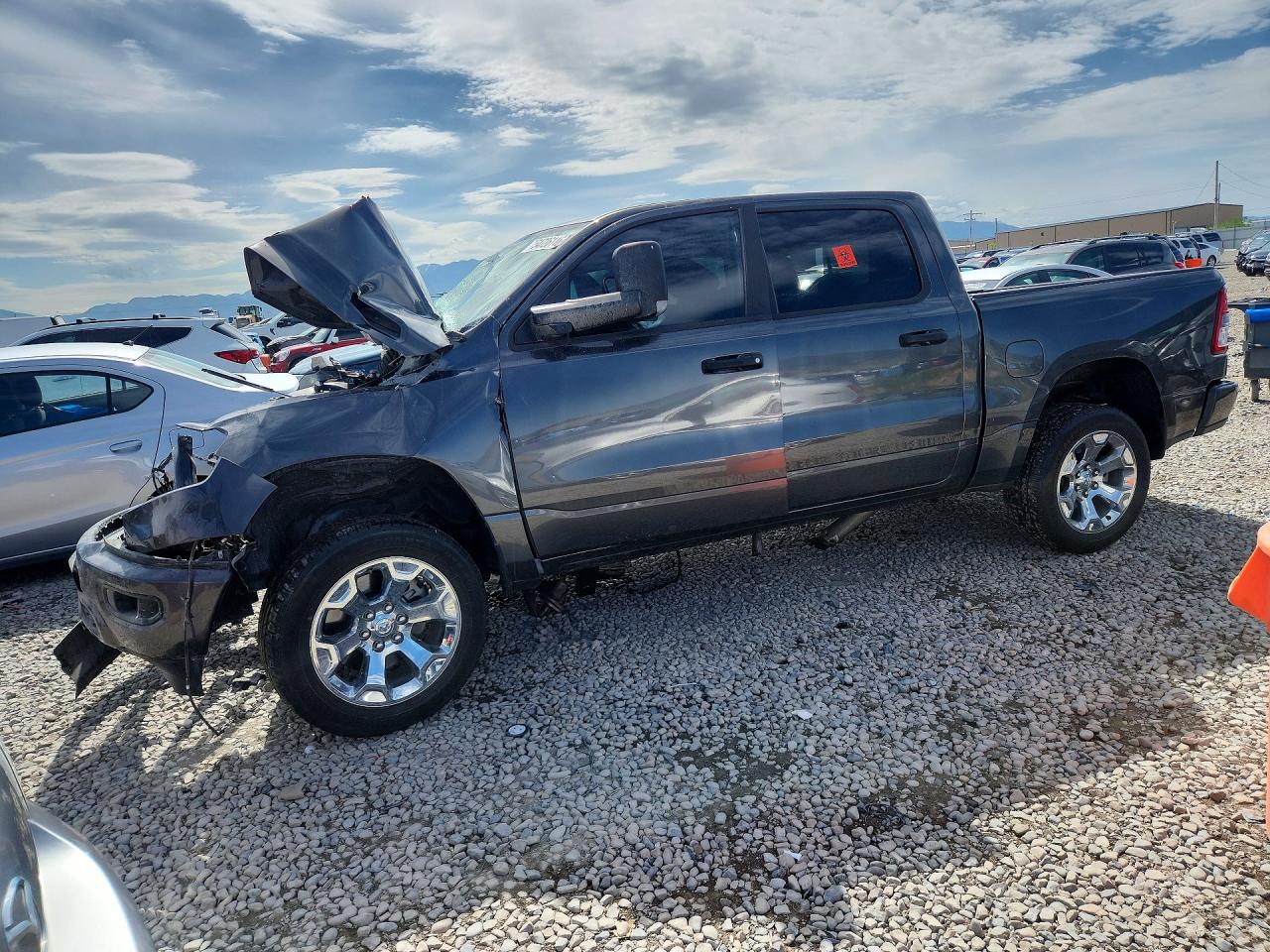 2024 Ram 1500 Tradesman, VIN 1C6RRFGG2RN189759 — Front end
