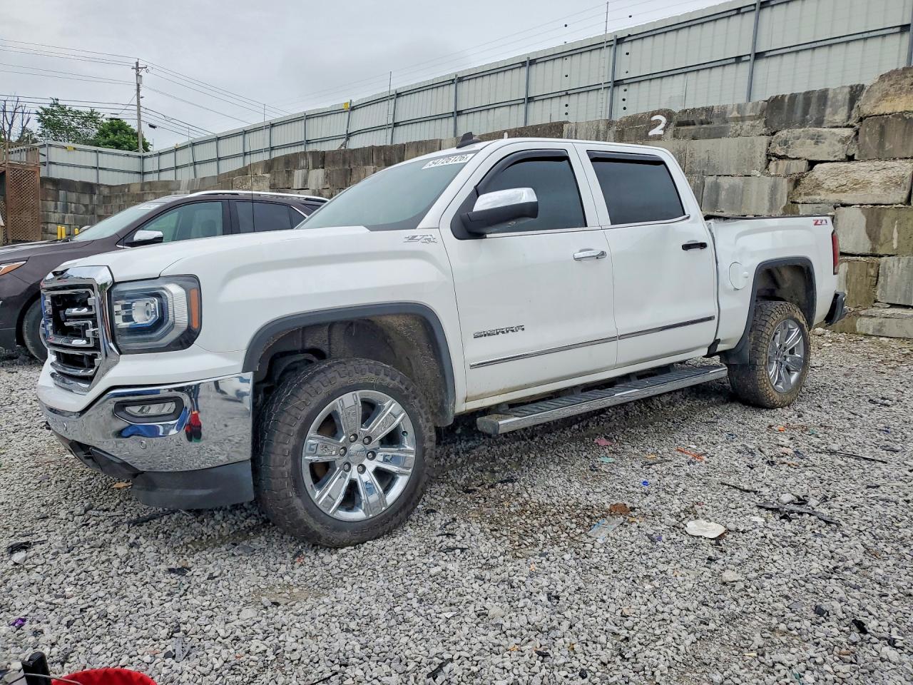 2018 GMC Sierra 1500 SLT, VIN 3GTU2NEC9JG610276 — Front end