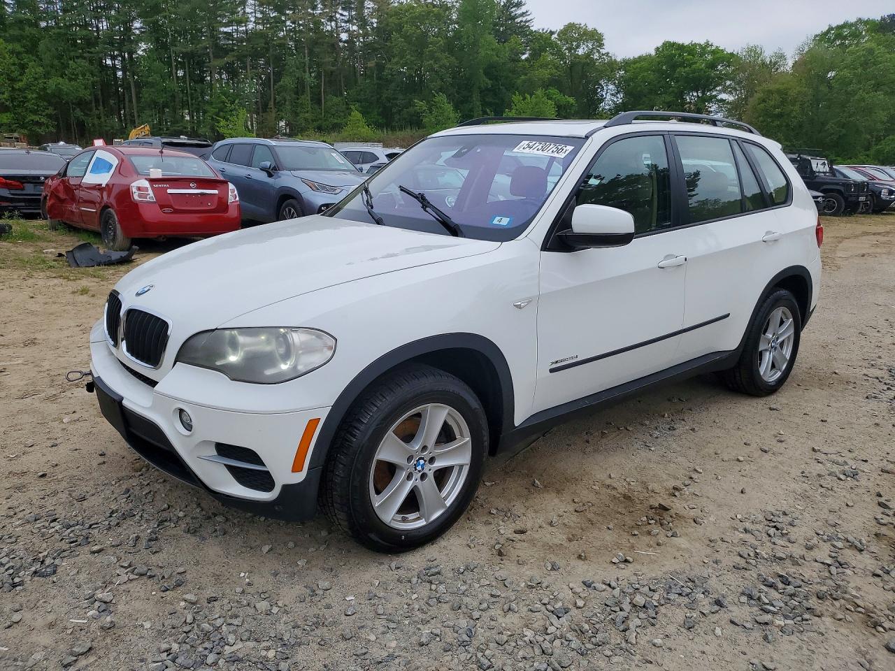 2012 BMW X5 35i, VIN 5UXZV4C51CL755019 — Мелкие вмятины и царапины