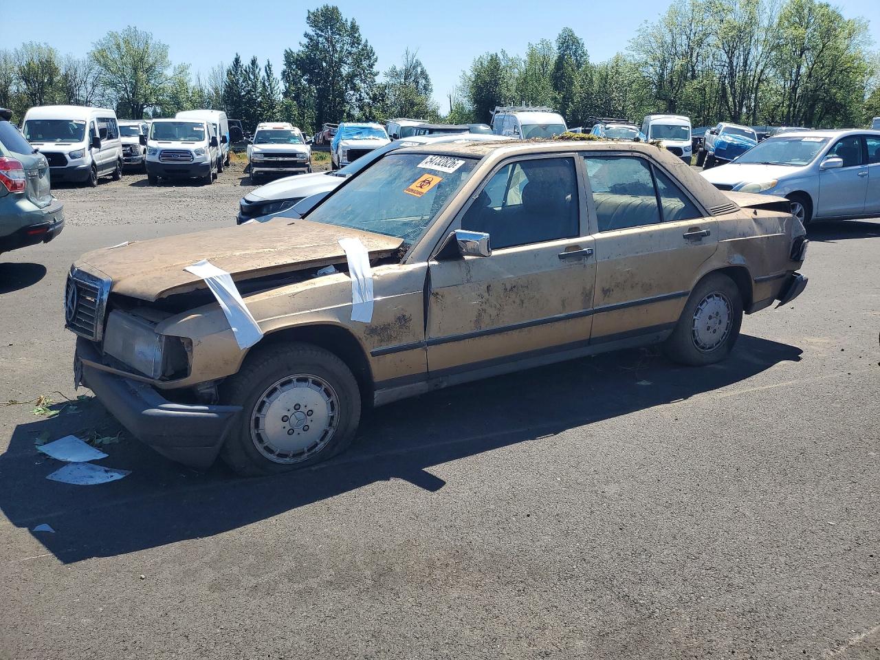 1984 Mercedes-Benz 190, VIN WDBDB22A1EA052914 — Front end