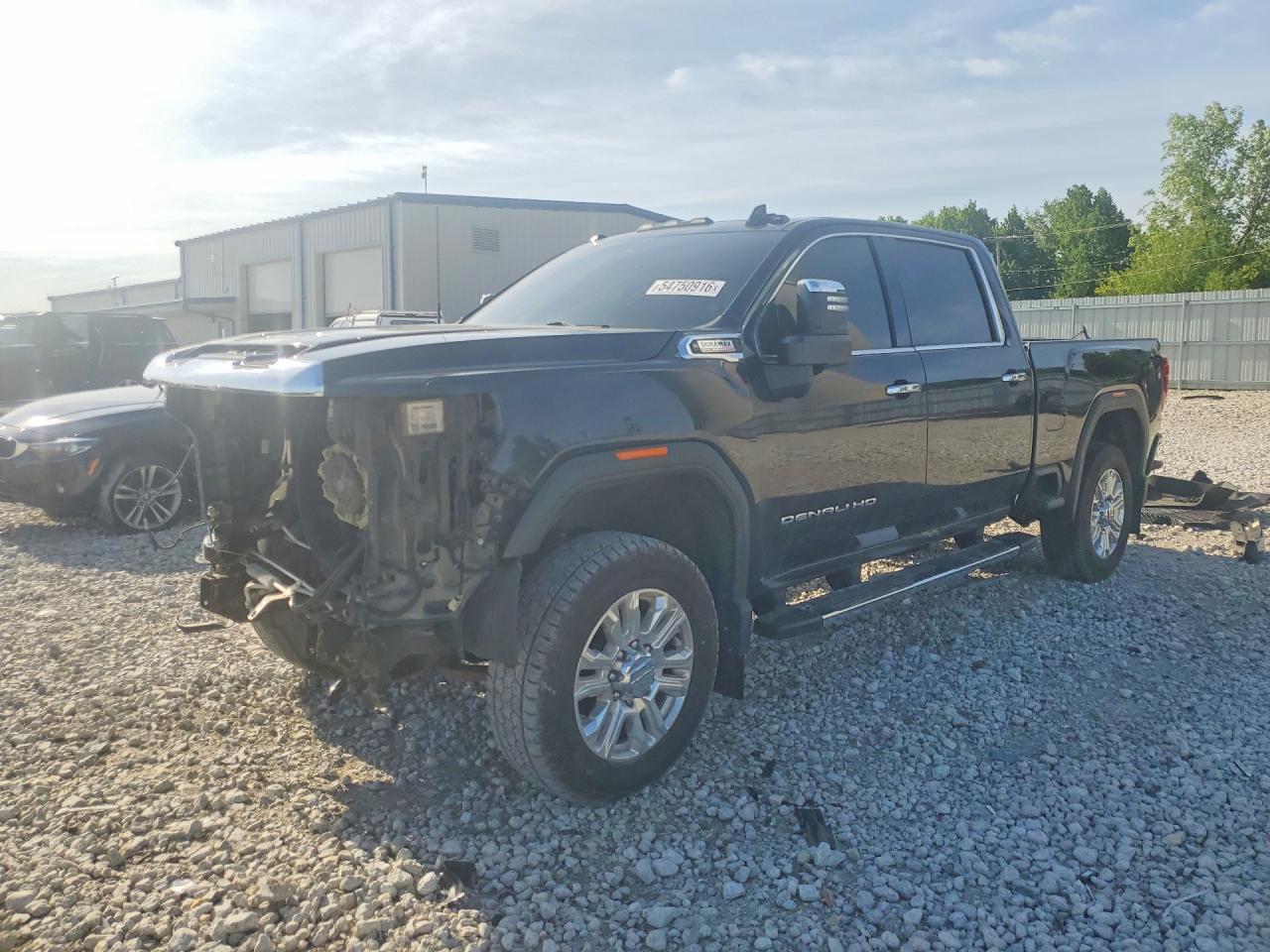 2021 GMC Sierra 2500HD Denali, VIN 1GT49REY6MF111889 — Front end