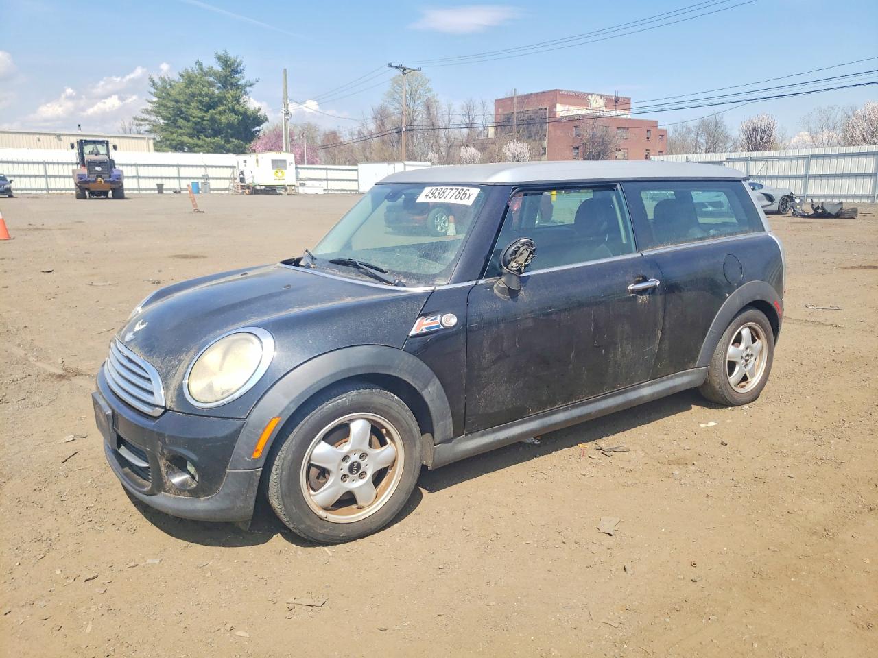 2011 MINI Clubman, VIN WMWZF3C56BTX81863 — Normal wear