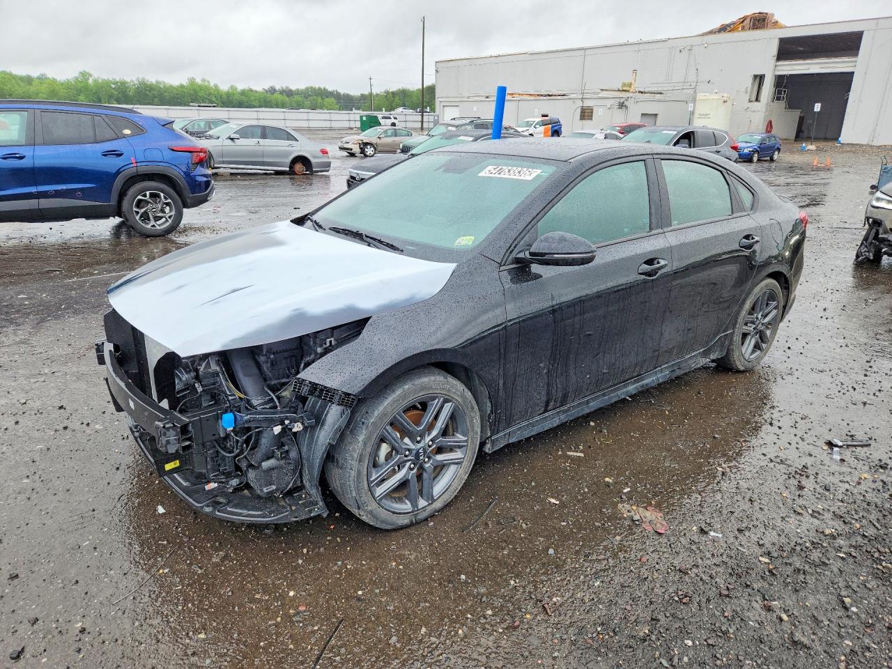 2021 Kia Forte GT-Line, VIN 3KPF34AD4ME366261 — Front end
