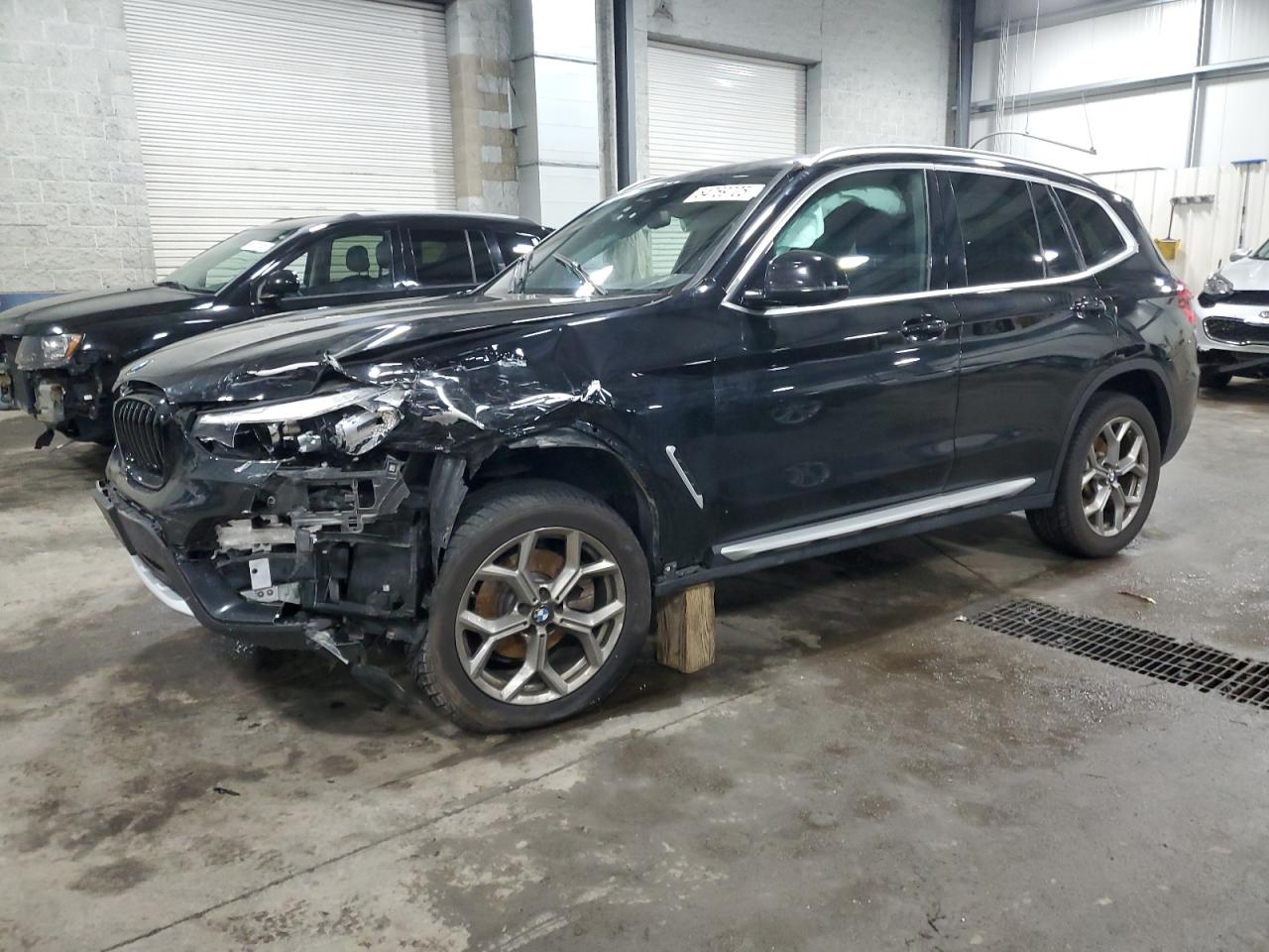 2021 BMW X3 xDrive30i, VIN 5UXTY5C07M9G22659 — Front end