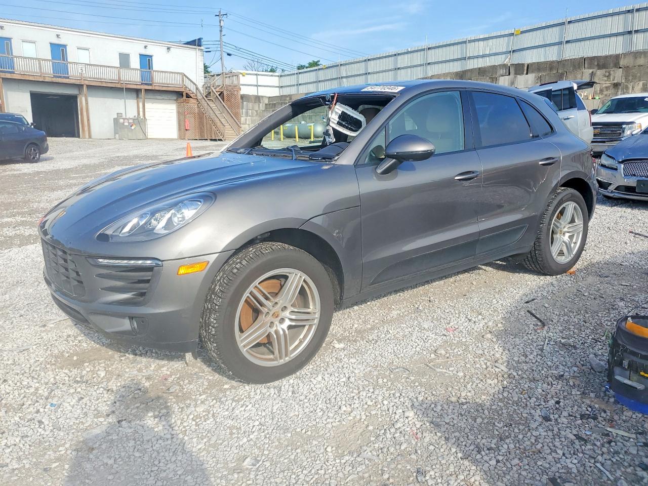 2018 Porsche Macan, VIN WP1AA2A53JLB21806 — Roof