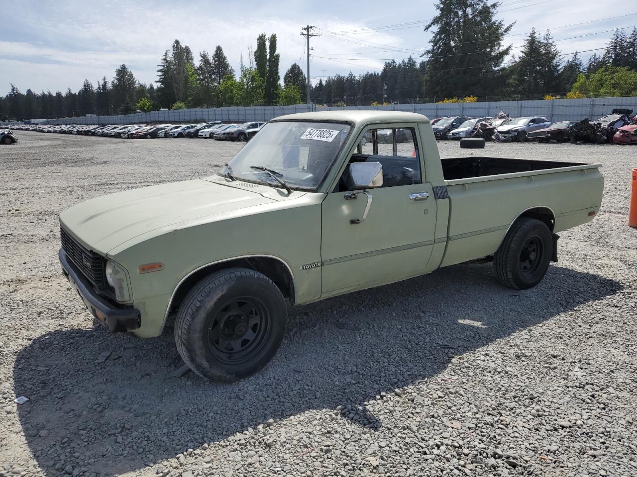1981 Toyota Pickup, VIN JT4RN44R0B0005677 — Minor dents and scratches
