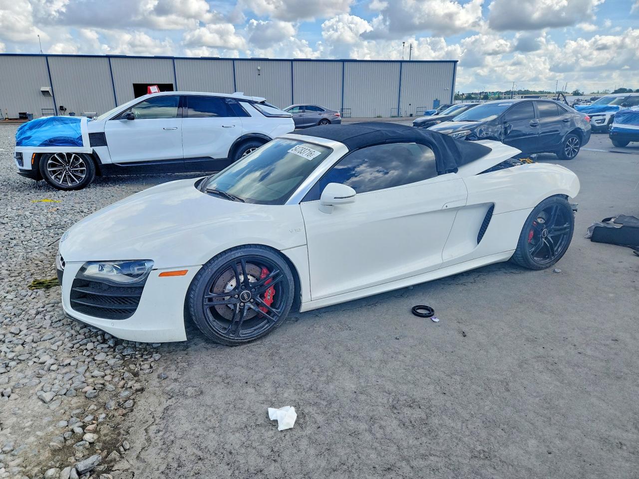 2011 Audi R8, VIN WUAVNAFG0BN001336 — Rear end