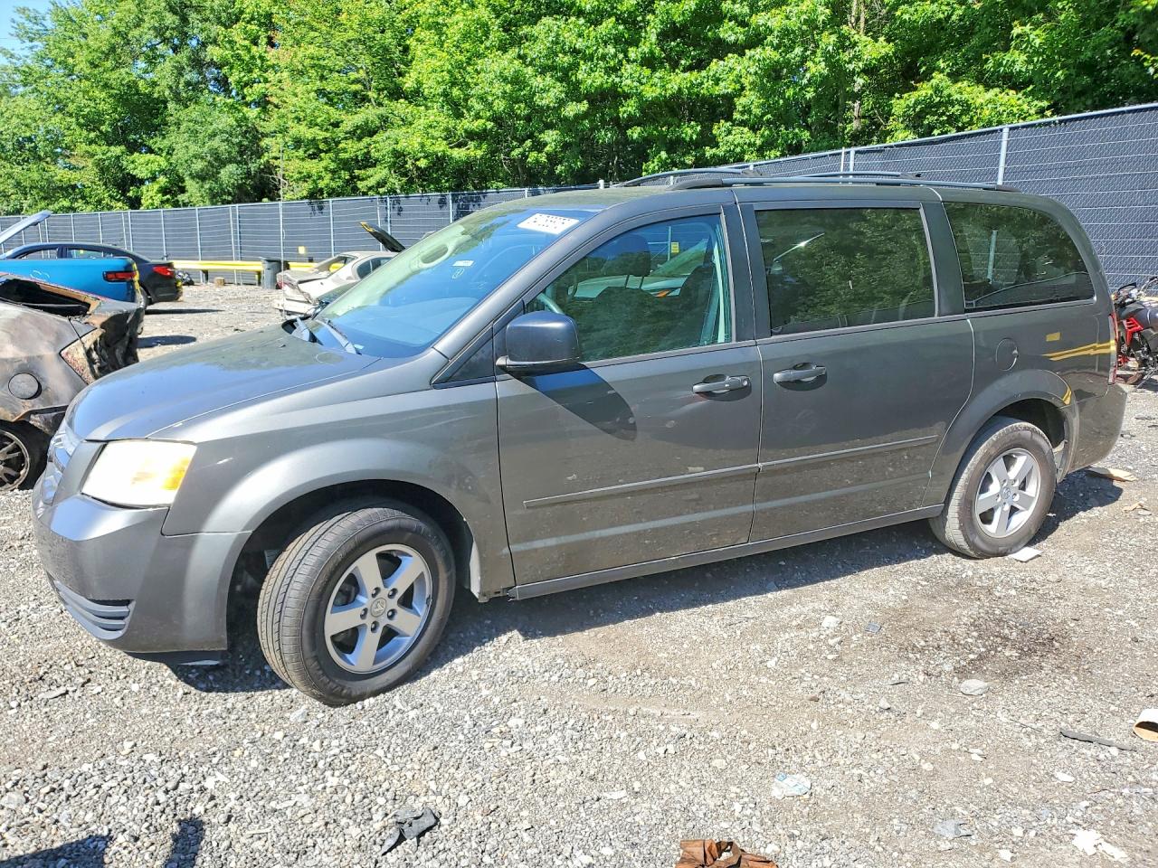 2010 Dodge Grand Caravan SE, VIN 2D4RN4DE2AR216593 — Rear end