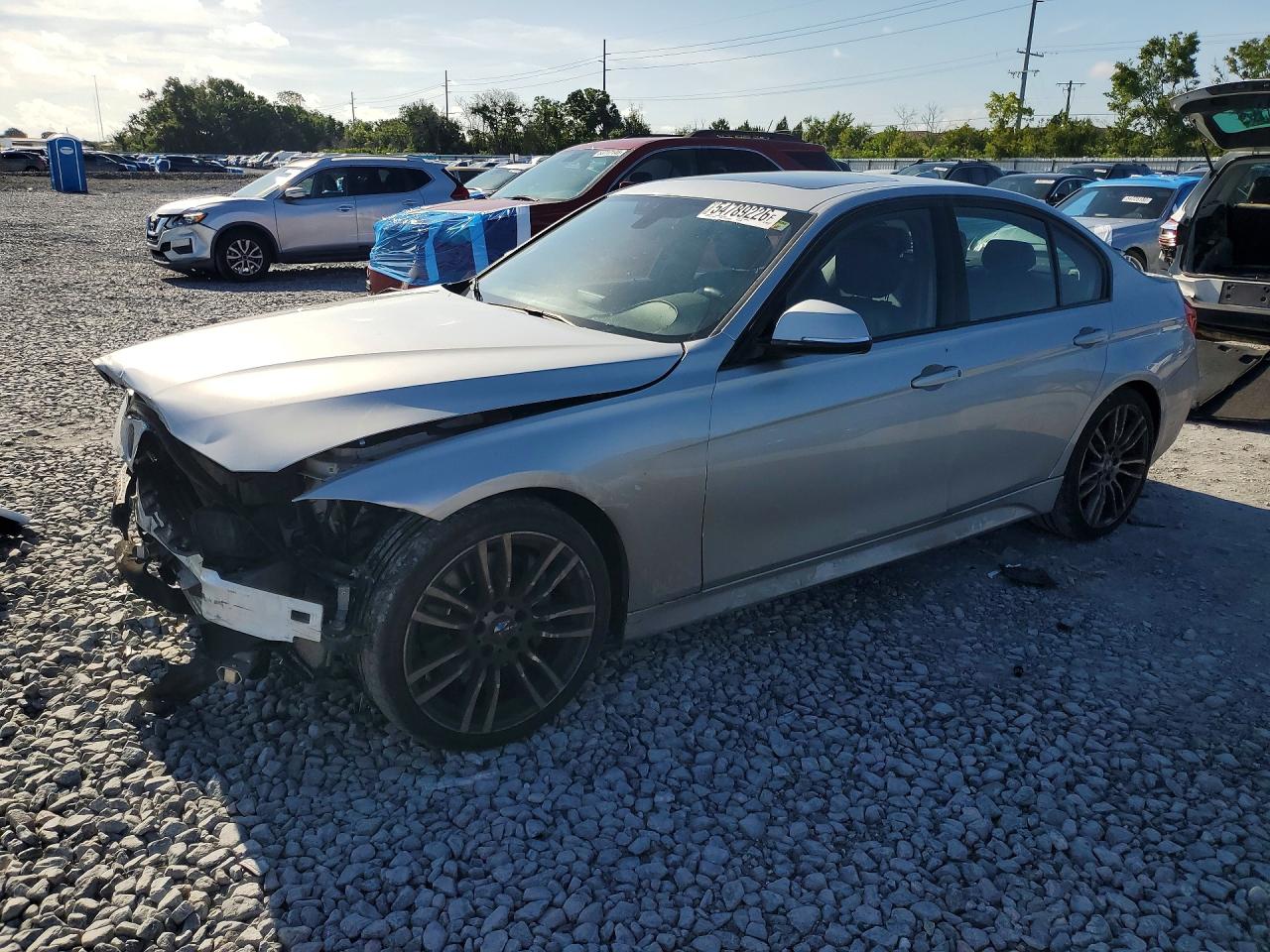 2013 BMW 3 Series 335i, VIN WBA3A9C51DF078065 — Front end