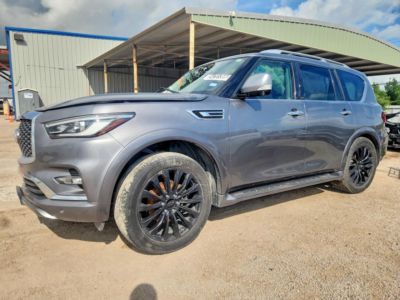 2021 Infiniti QX80 Luxe, VIN JN8AZ2AD0M9861062 — Side