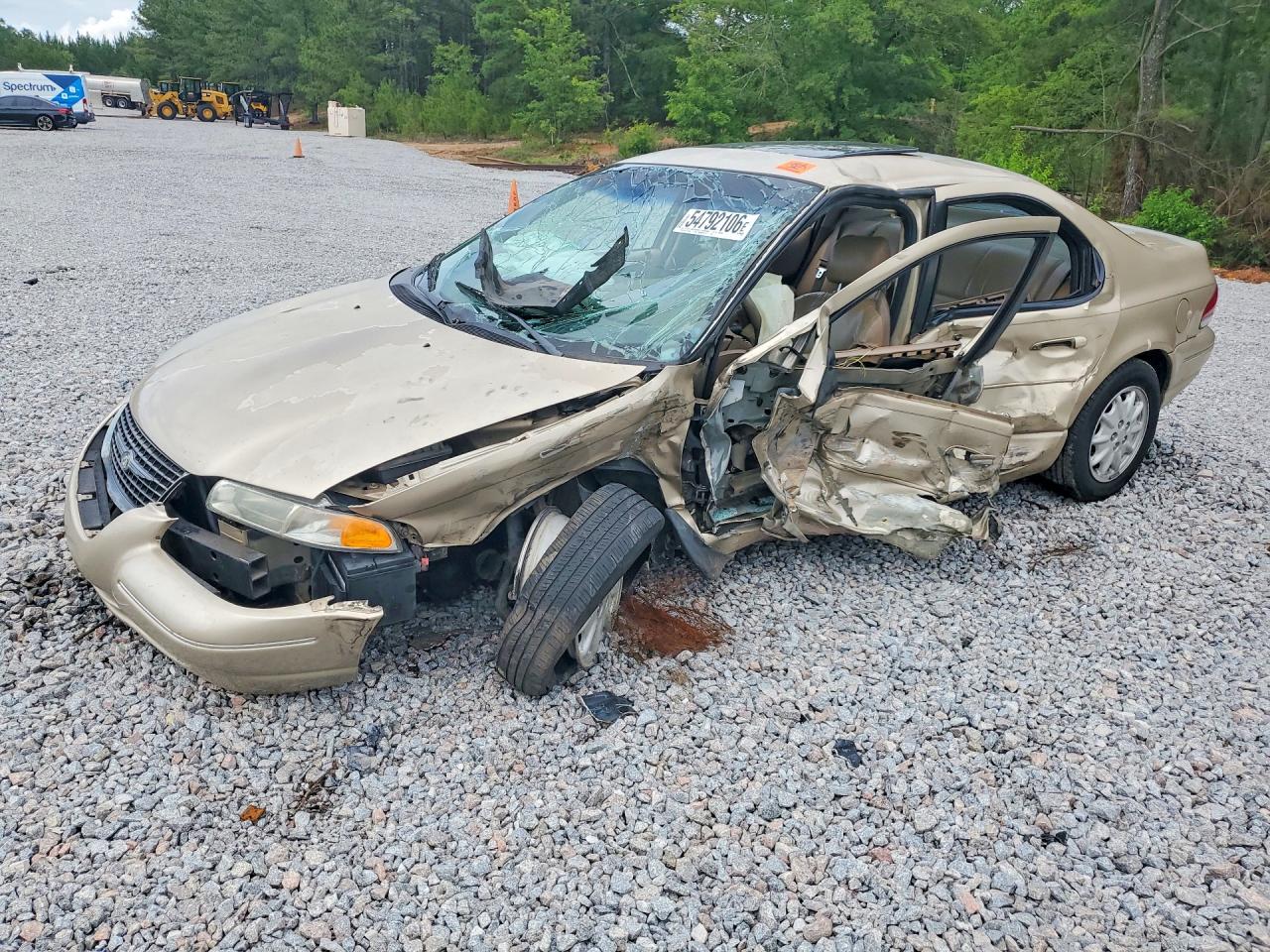 2000 Chrysler Cirrus LXi, VIN 1C3EJ56H4YN214571 — All over