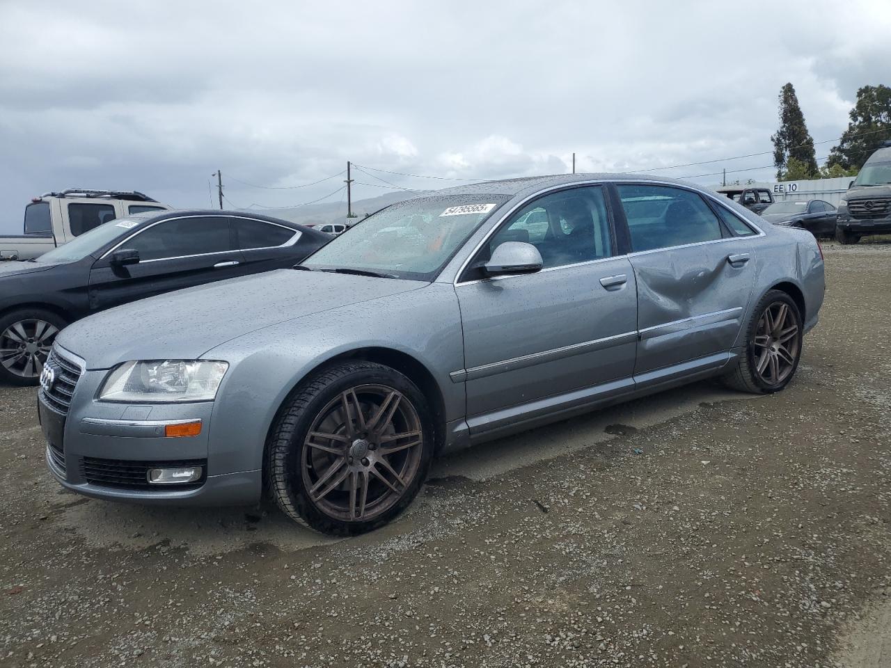 2009 Audi A8 4.2L, VIN WAUMV94EX9N002218 — Бок