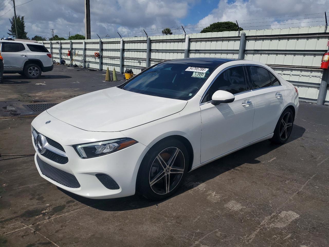 2022 Mercedes-Benz A 220, VIN W1K3G4EB6NJ325821 — Mechanical