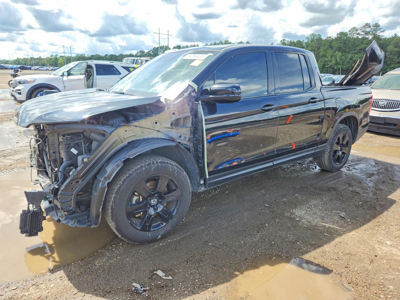 2020 Honda Ridgeline Black Edition, VIN 5FPYK3F85LB021810 — Front end
