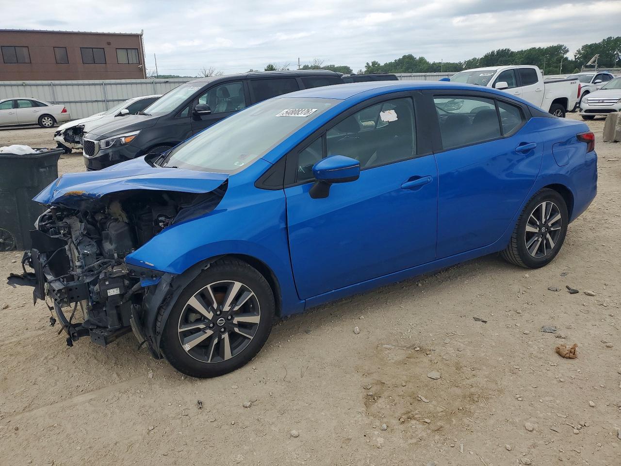 2021 Nissan Versa SV, VIN 3N1CN8EVXML825833 — Front end
