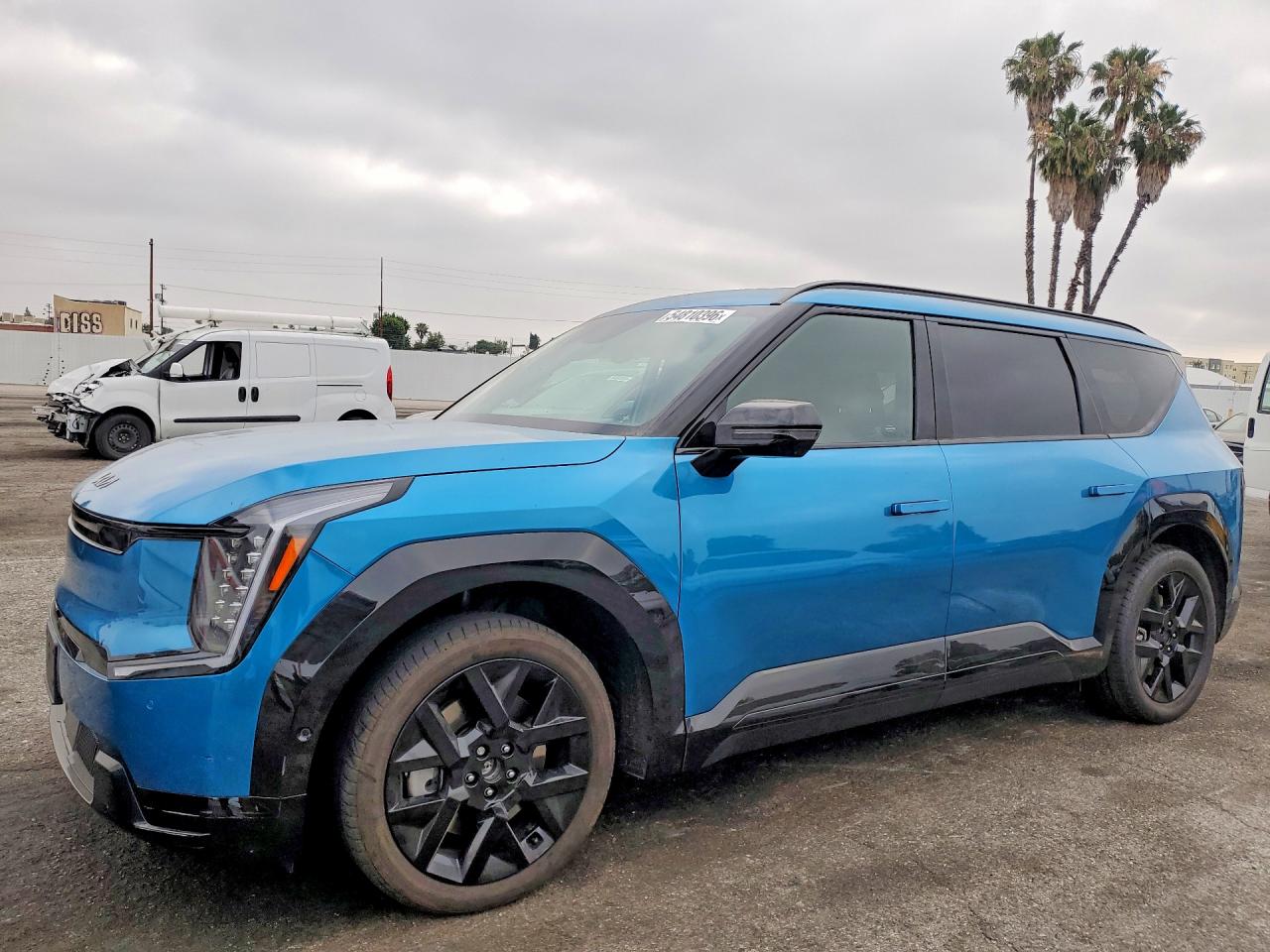2026 Kia EV9 Land, VIN 5XYADFS55TG017153 — Side