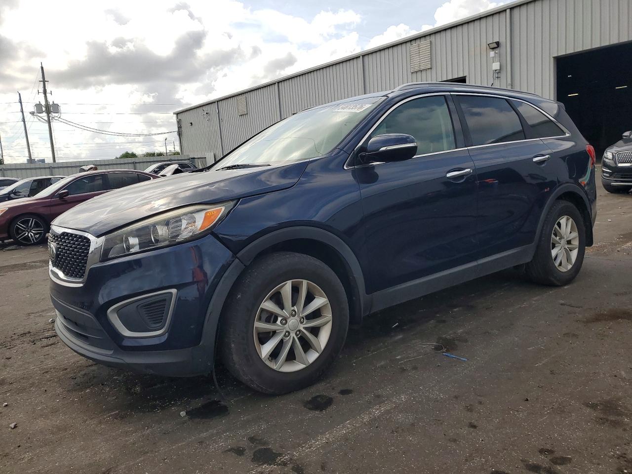 2016 Kia Sorento LX, VIN 5XYPG4A36GG118469 — Rear end
