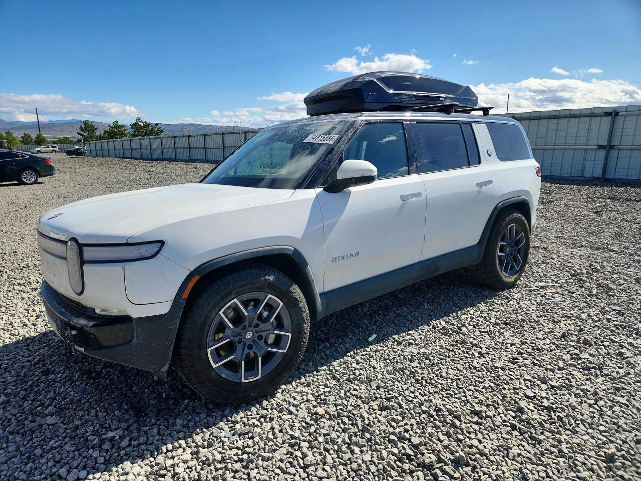 2024 Rivian R1S Adventure, VIN 7PDSGBBA7RN032412 — Side