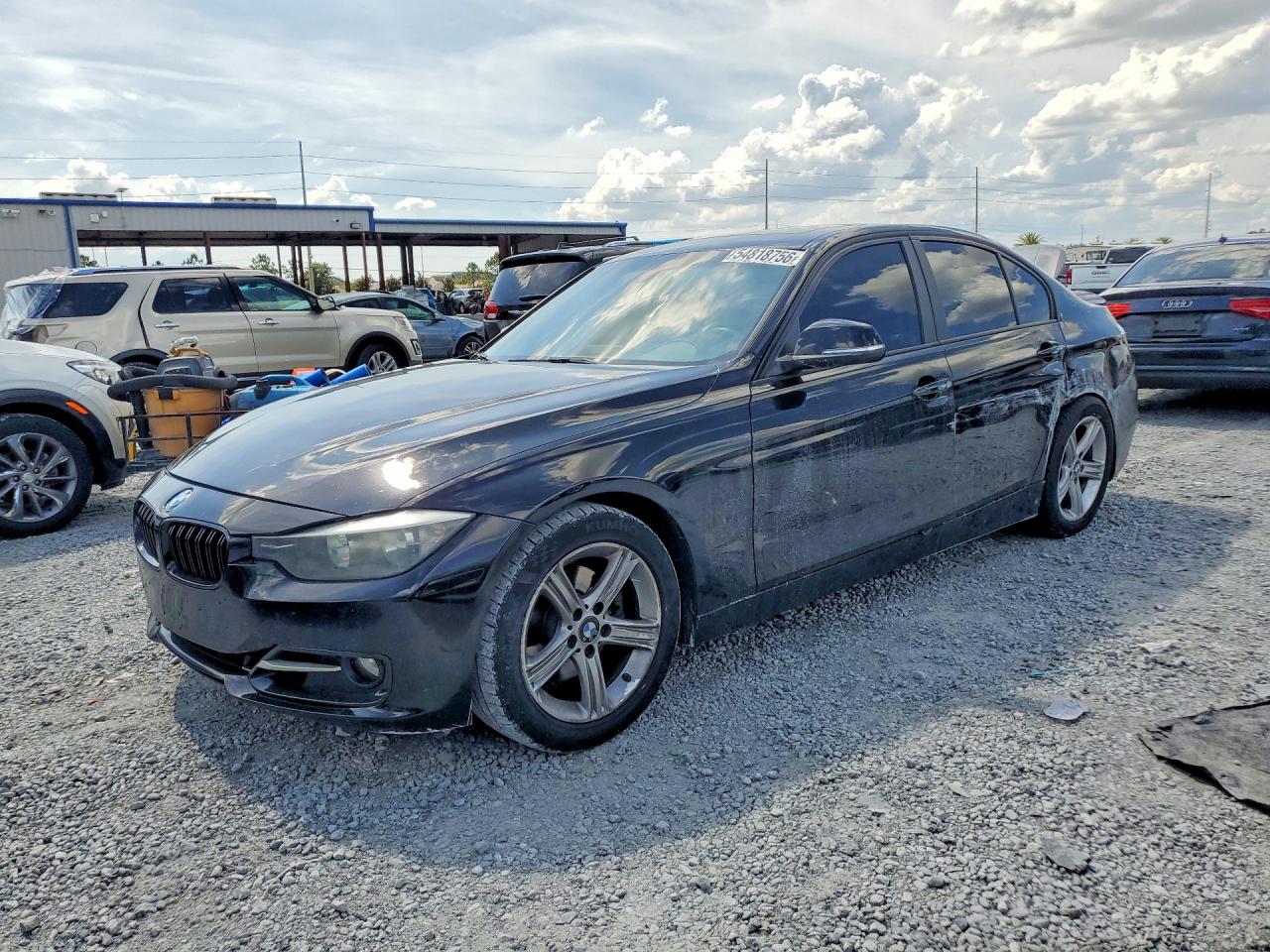 2013 BMW 3 Series 328i, VIN WBA3A5G59DNP22419 — Side