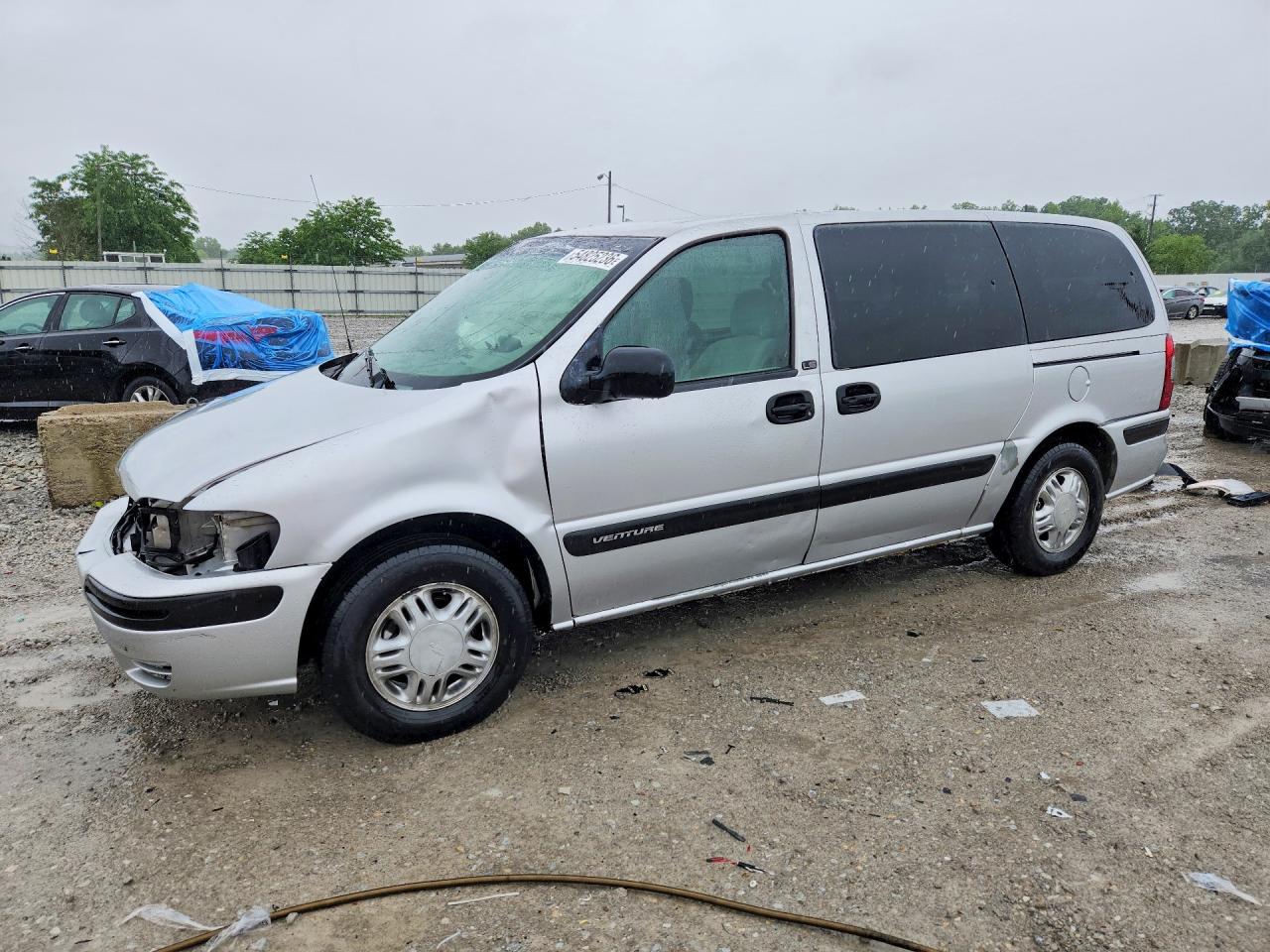 2003 Chevrolet Venture 1SA, VIN 1GNDX03E53D180150 — Front end