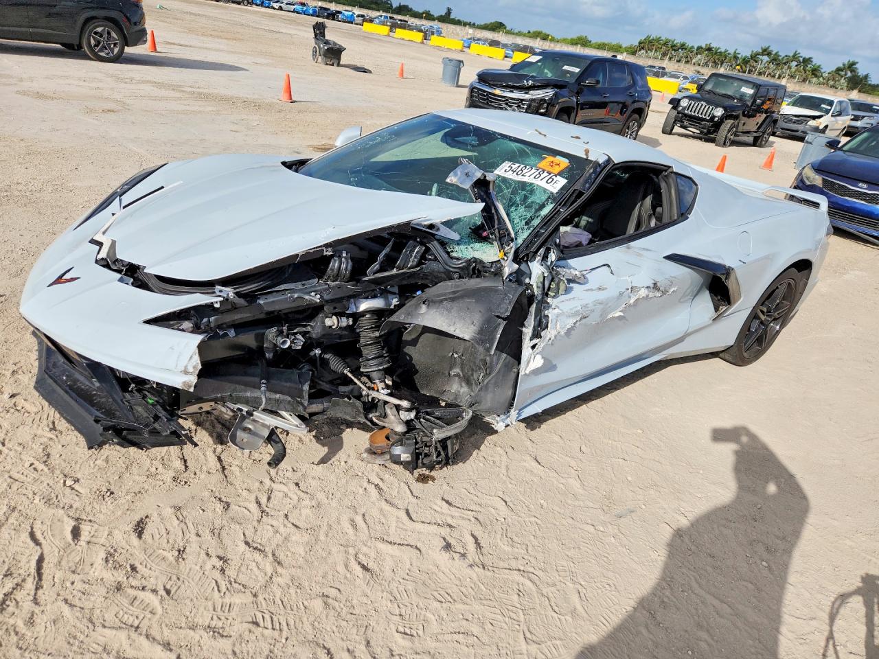 2024 Chevrolet Corvette 1LT, VIN 1G1YA2D48R5117102 — Front end