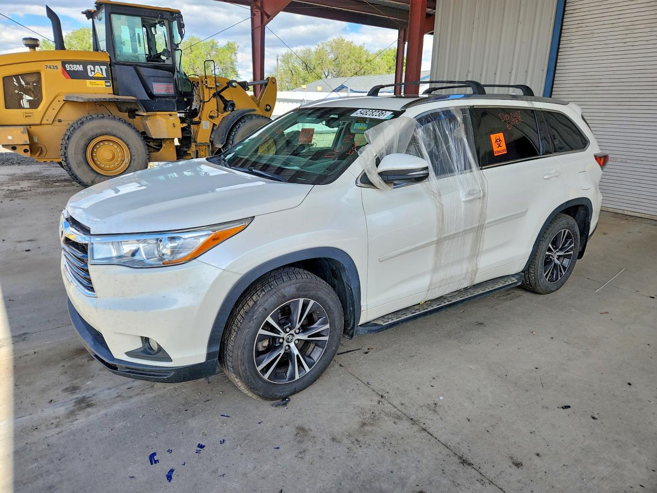 2016 Toyota Highlander XLE, VIN 5TDJKRFH8GS309531 — Biohazard / chemical