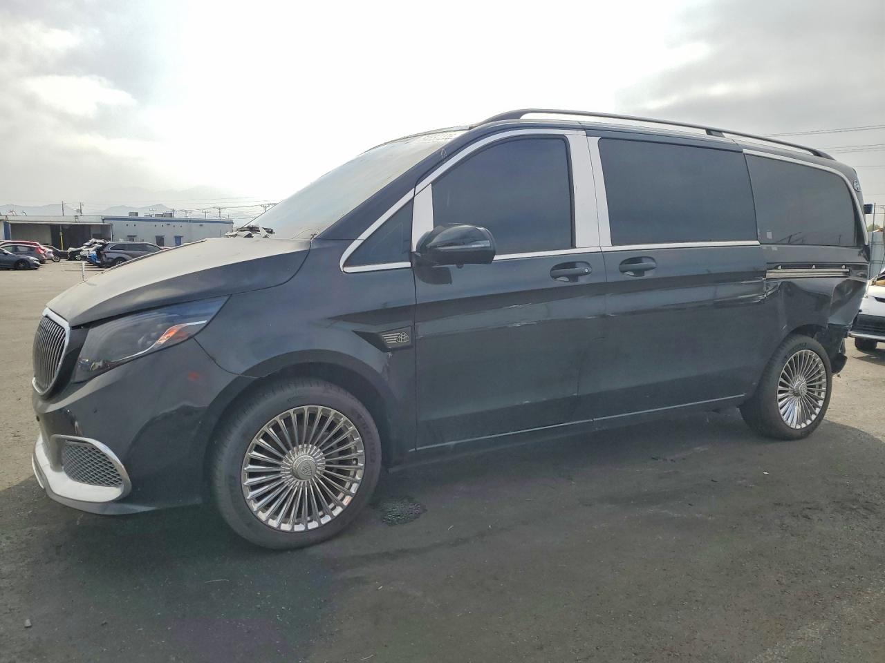 2023 Mercedes-Benz Metris Passenger, VIN W1WV0FEY8P4330788 — Rear end