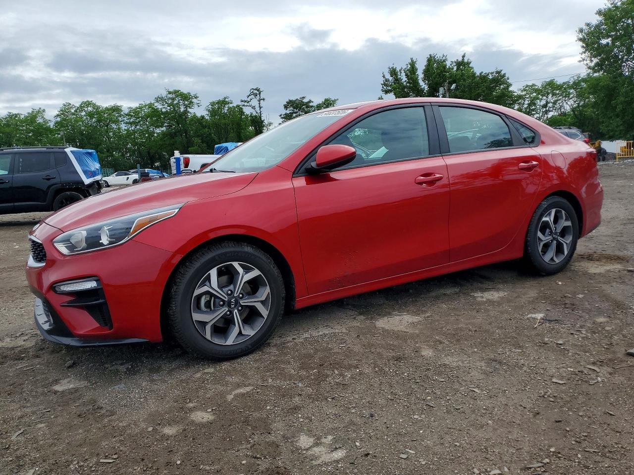 2021 Kia Forte LXS, VIN 3KPF24AD6ME353028 — Minor dents and scratches