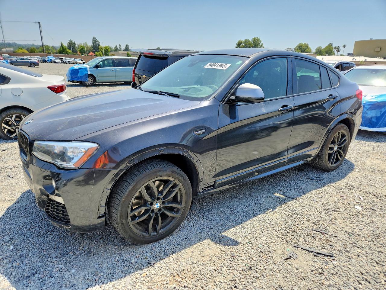 2018 BMW X4 M40i, VIN 5UXXW7C52J0W65527 — Перед