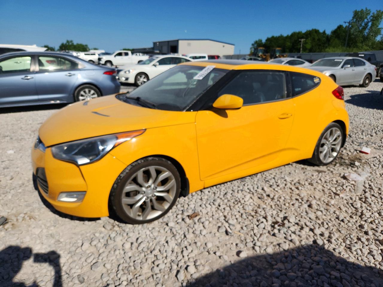 2013 Hyundai Veloster w/Gray Int, VIN KMHTC6AD5DU149183 — Перед