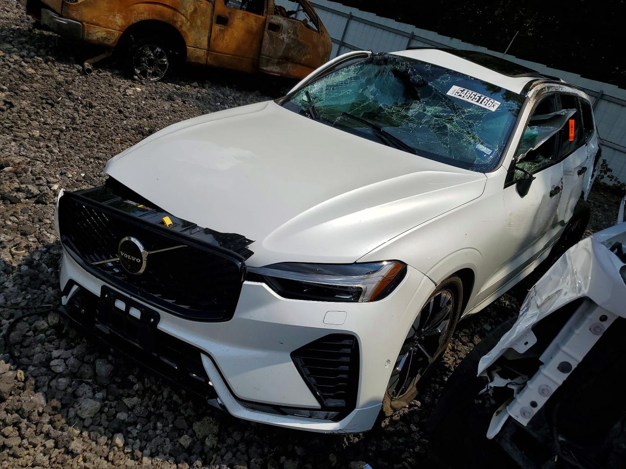 2026 Volvo XC60 Plus, VIN YV4M12RC0T1454199 — Опрокидывание