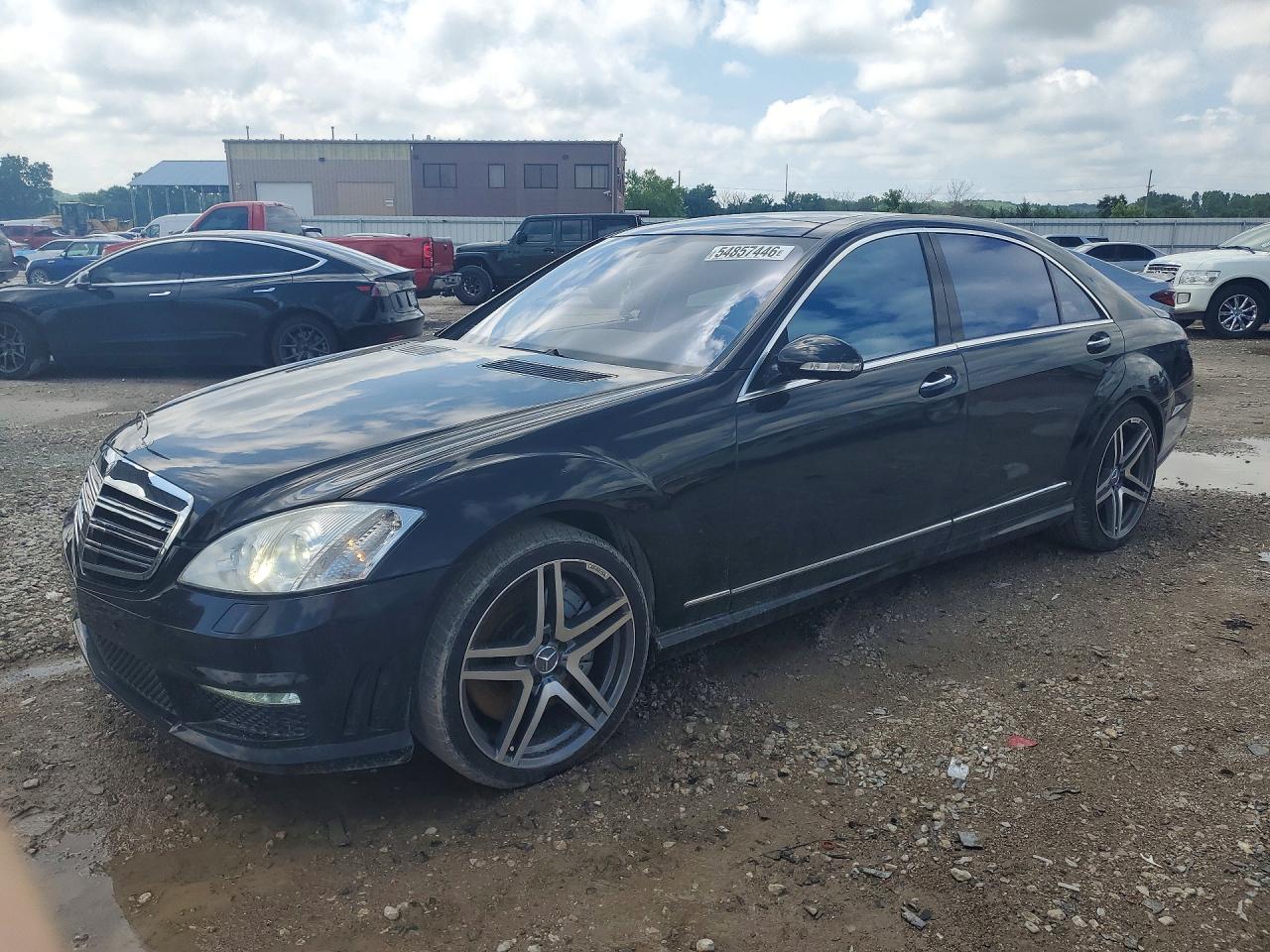 2009 Mercedes-Benz S 63 AMG, VIN WDDNG77X09A266564 — Vandalism