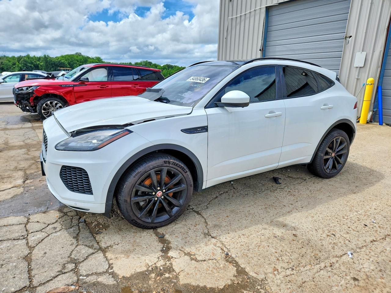 2018 Jaguar E-Pace R-Dynamic SE, VIN SADFL2GX8J1Z32754 — Minor dents and scratches
