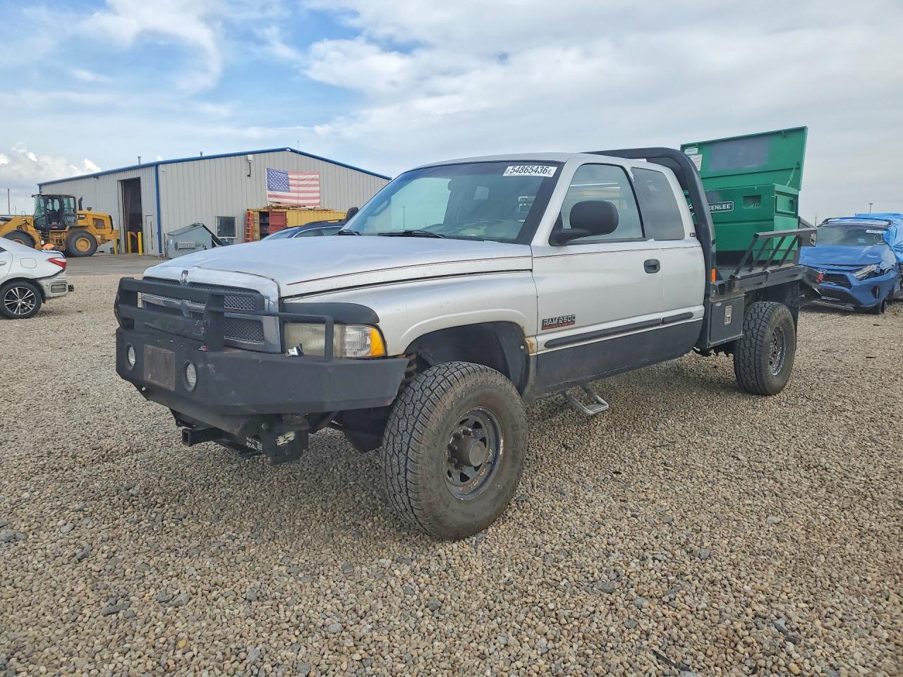 2002 Dodge 2500, VIN 3B7KF23C42M213526 — Rear end