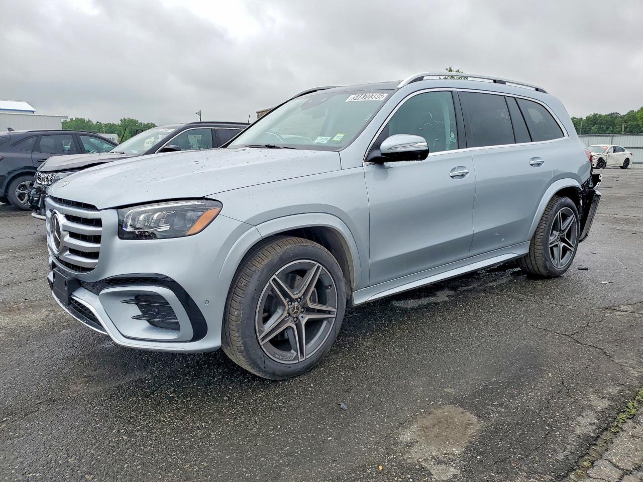 2026 Mercedes-Benz GLS 450, VIN 4JGFF5KE1TB638969 — Rear end