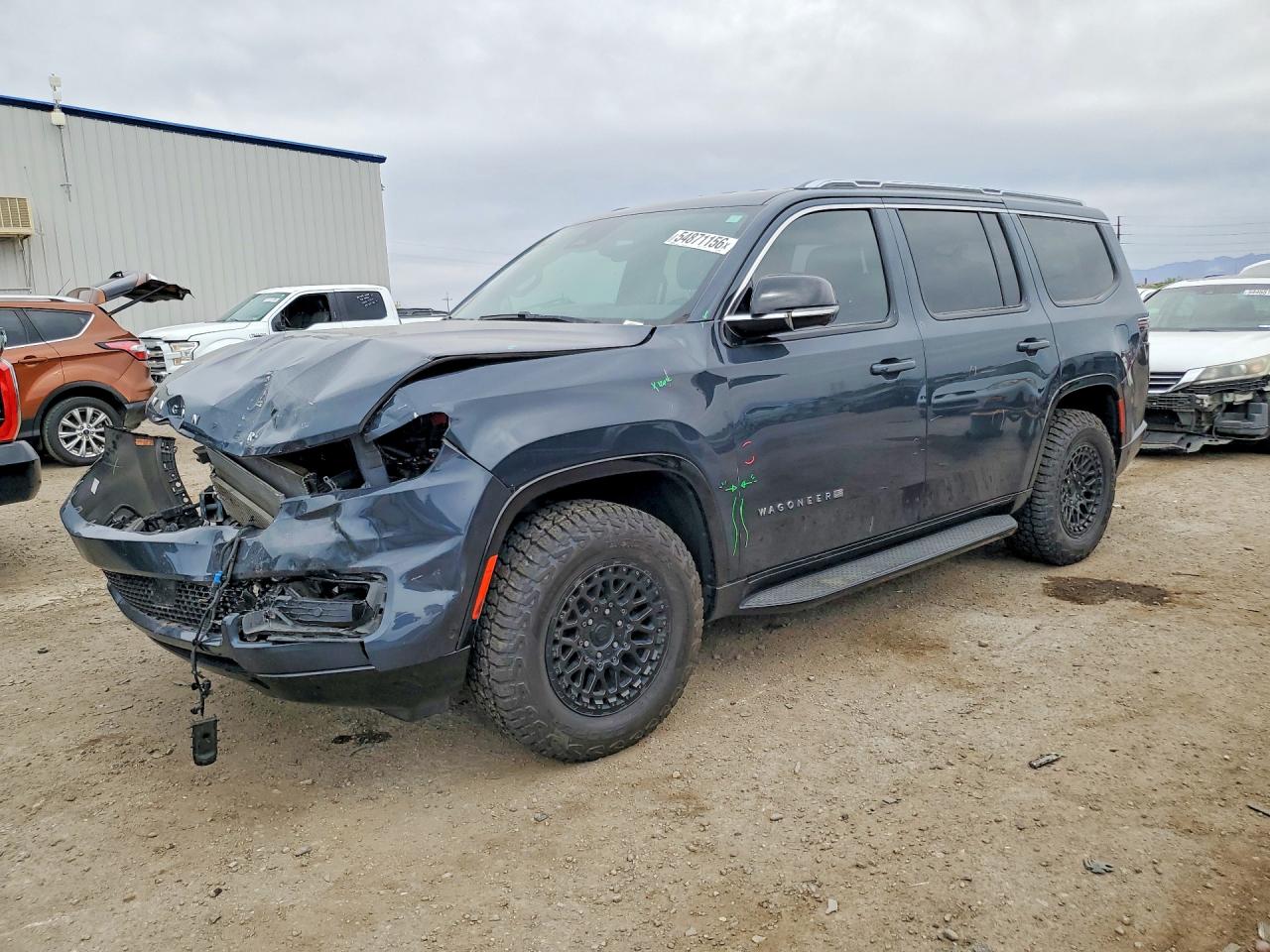 2023 Jeep Wagoneer, VIN 1C4SJVAT0PS515008 — Перед
