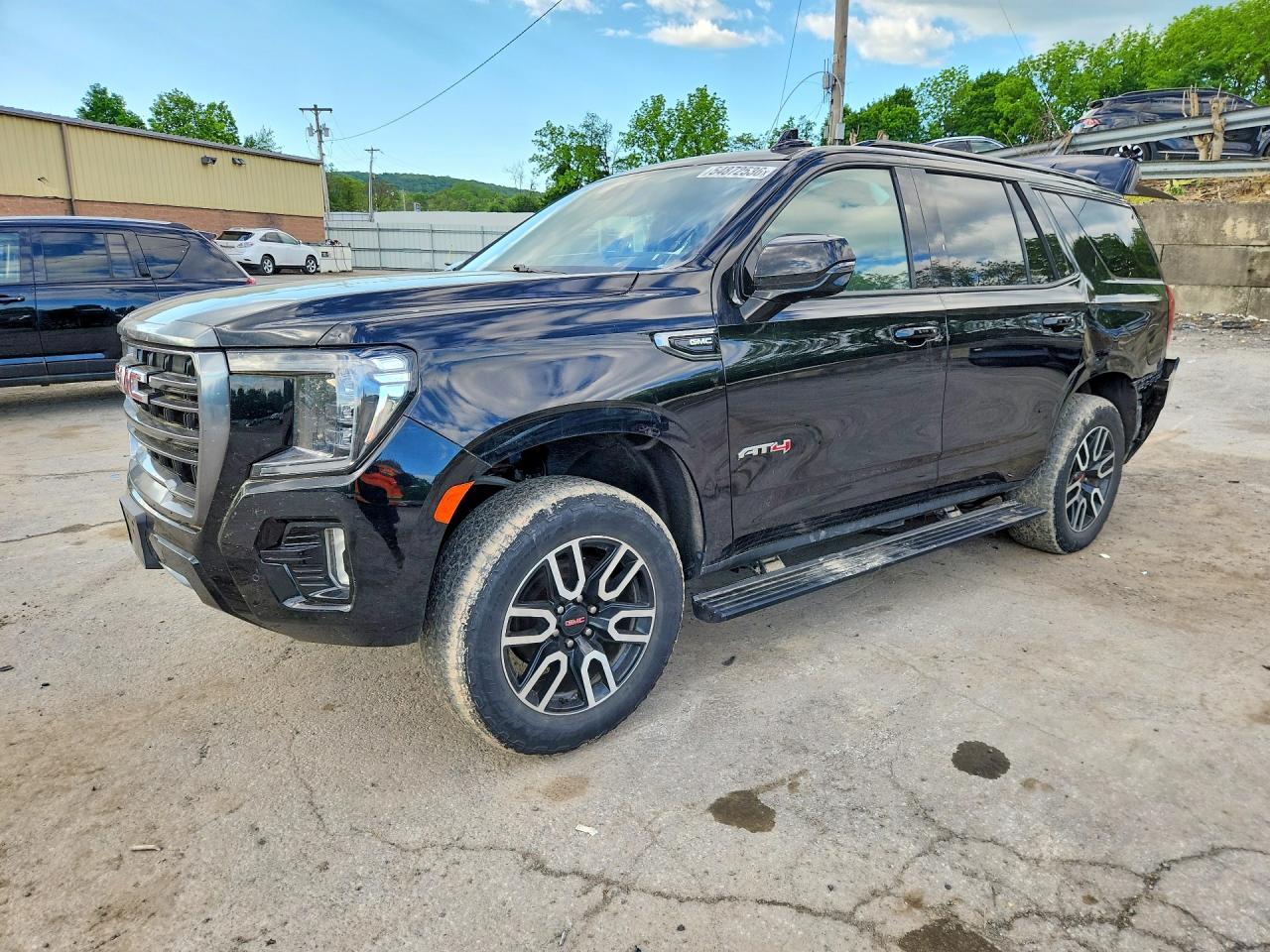 2021 GMC Yukon AT4, VIN 1GKS2CKDXMR408841 — Rear end