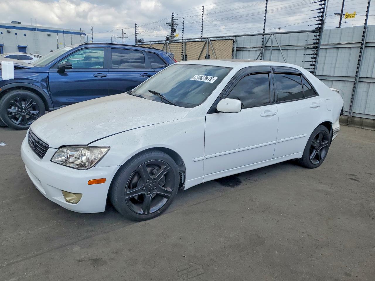 2004 Lexus IS 300/350, VIN JTHBD192740084958 — Rear end
