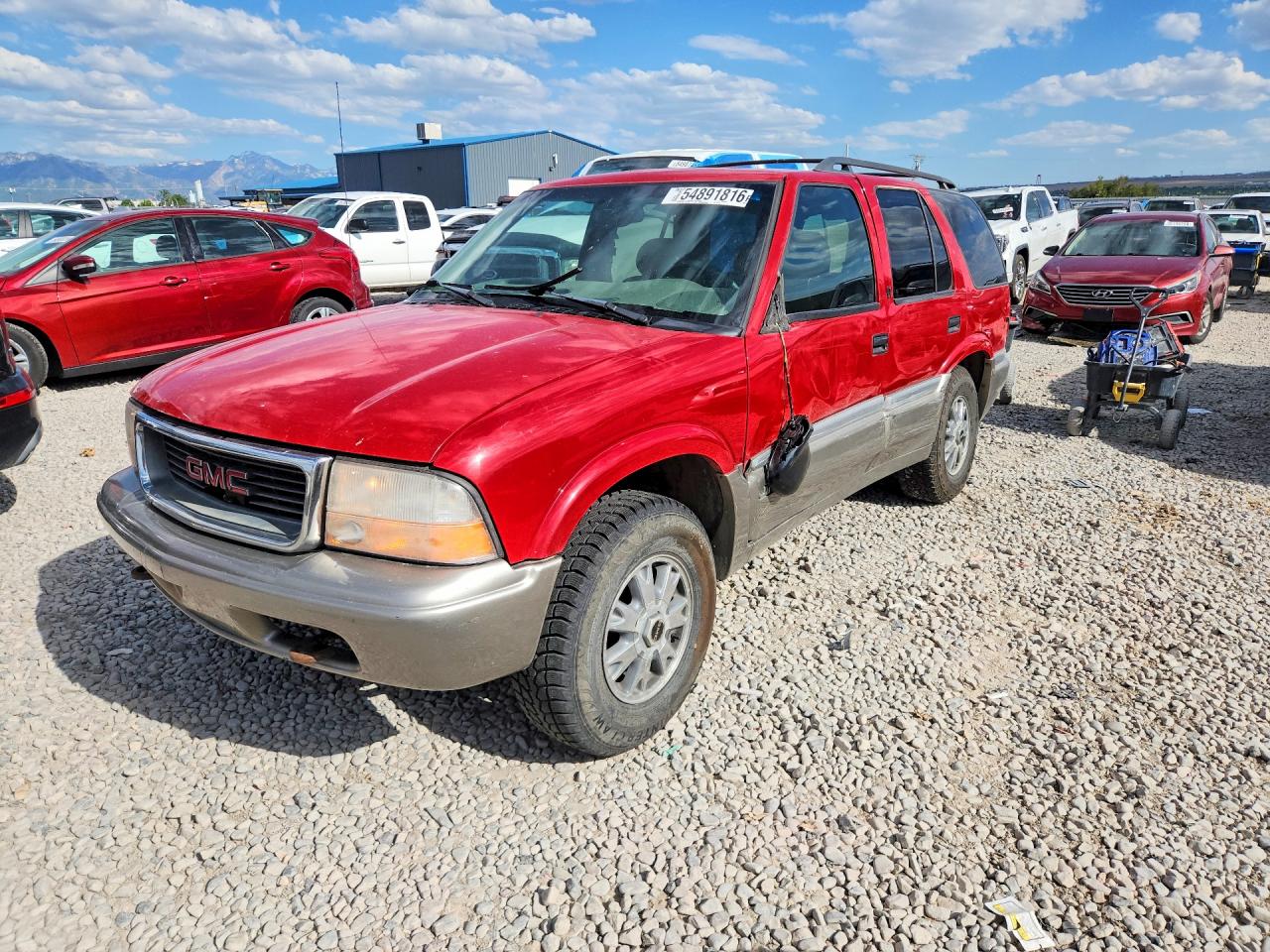 1998 GMC Jimmy SLT, VIN 1GKDT13W2W2528140 — Бок