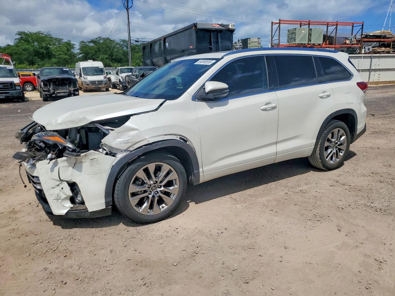 2019 Toyota Highlander Limited, VIN 5TDYZRFH2KS329101 — Перед