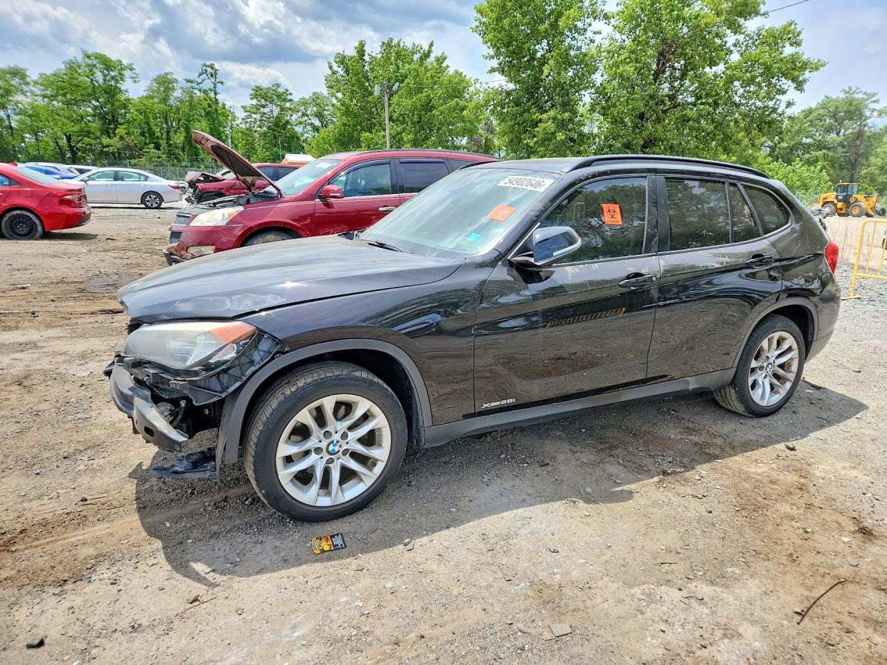 2015 BMW X1 xDrive28i, VIN WBAVL1C57FVY30168 — Front end
