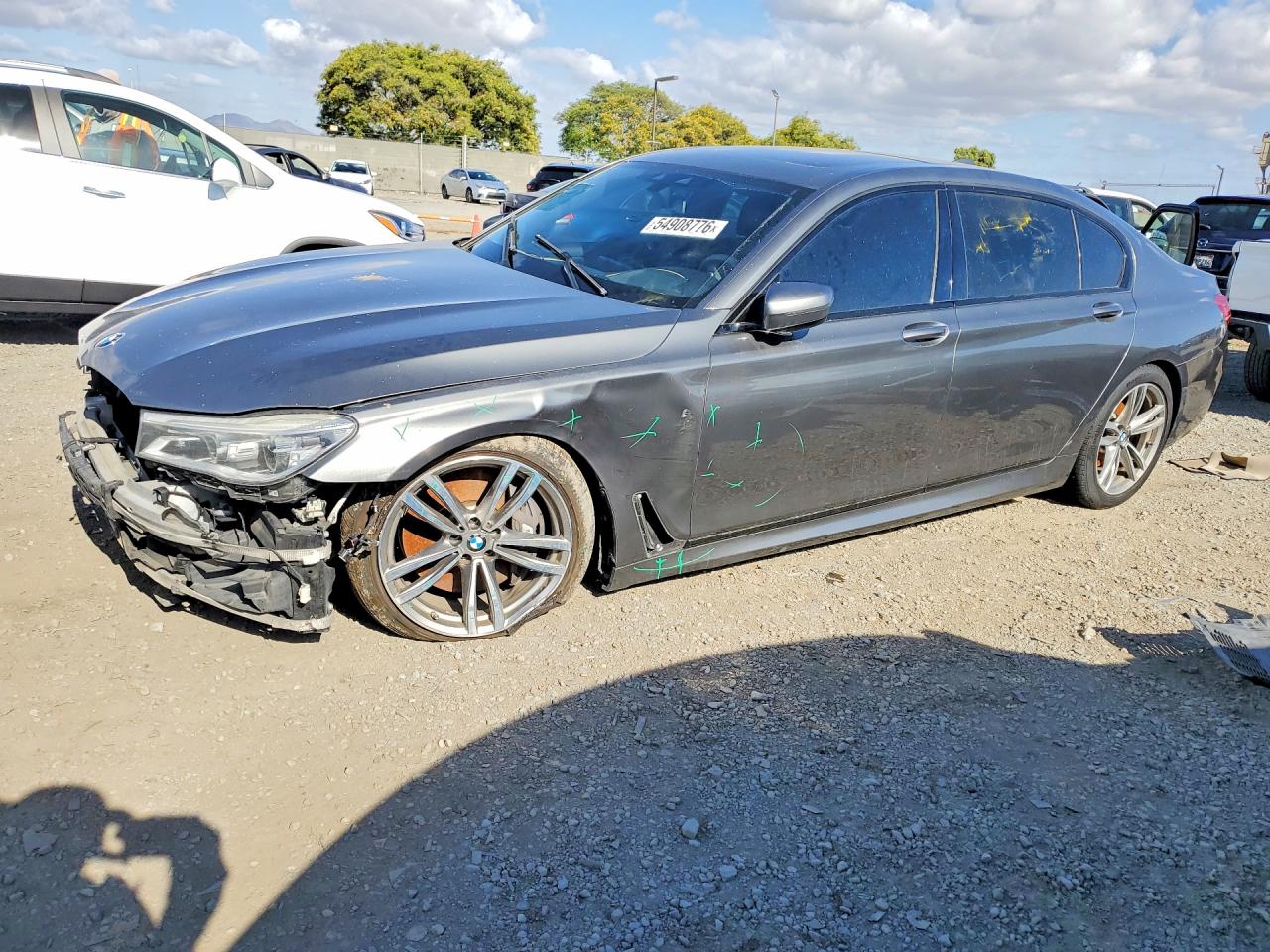 2016 BMW 7 Series 750i, VIN WBA7F0C54GGL99546 — Front end