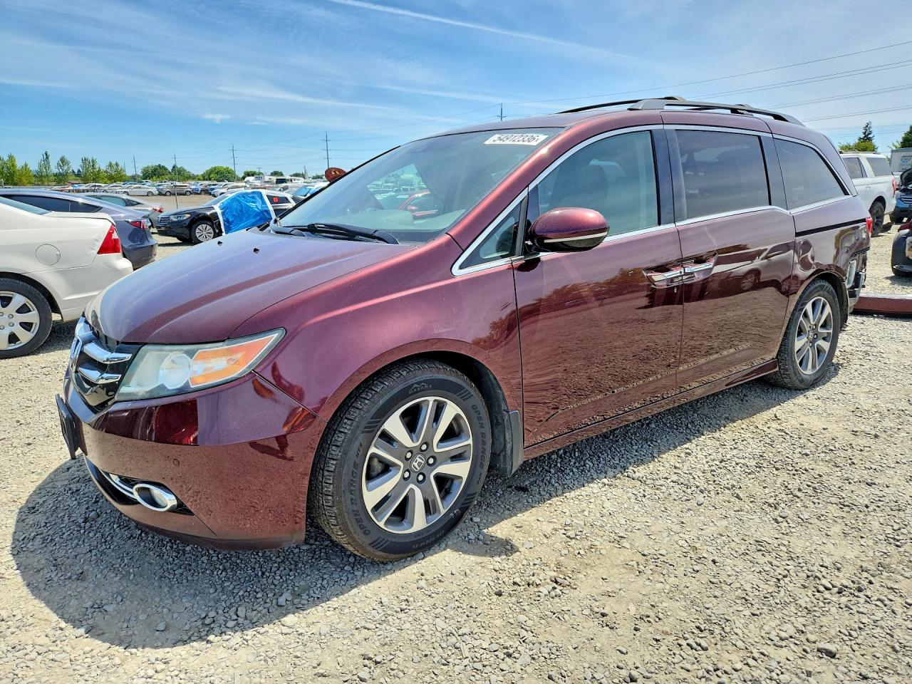 2014 Honda Odyssey Touring, VIN 5FNRL5H91EB108392 — Rear end