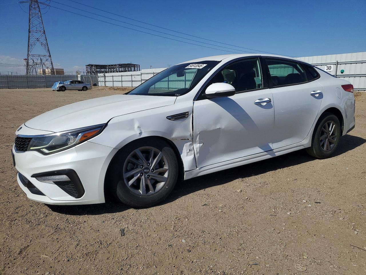 2020 Kia Optima LX, VIN 5XXGT4L3XLG398310 — Front end
