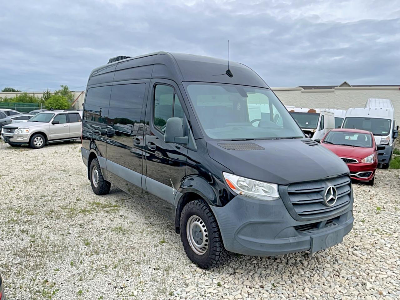 2019 Mercedes-Benz Sprinter Passenger, VIN WDZPF0CD5KP160624 — Minor dents and scratches