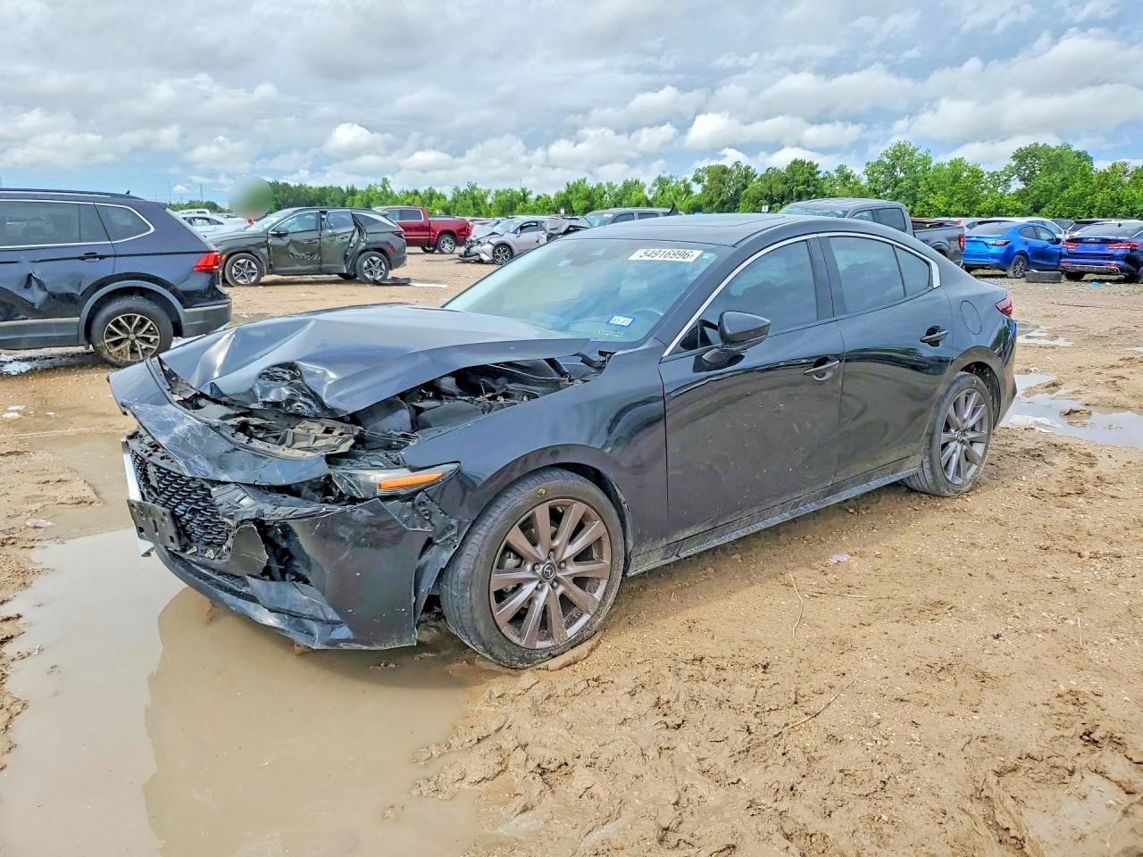 2019 Mazda 3 Premium, VIN 3MZBPAEM2KM104427 — Front end