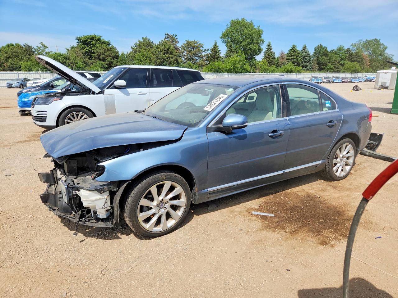 2012 Volvo S80 3.0L, VIN YV1902AH2C1157626 — Перед