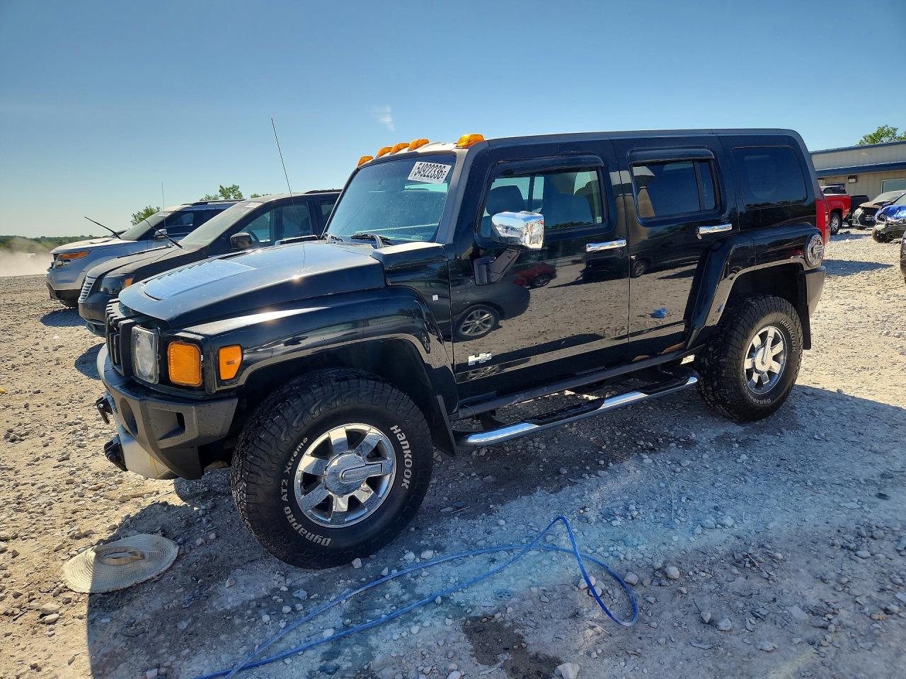 2008 Hummer H3 Luxury, VIN 5GTEN13E088152922 — Front end